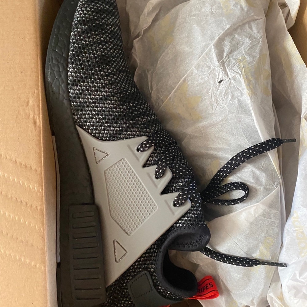 Adidas NMD XR1 - Picture 2 of 5
